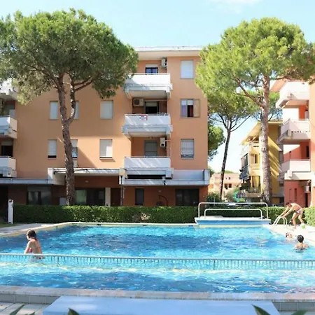 Apartman With Shared Pool *